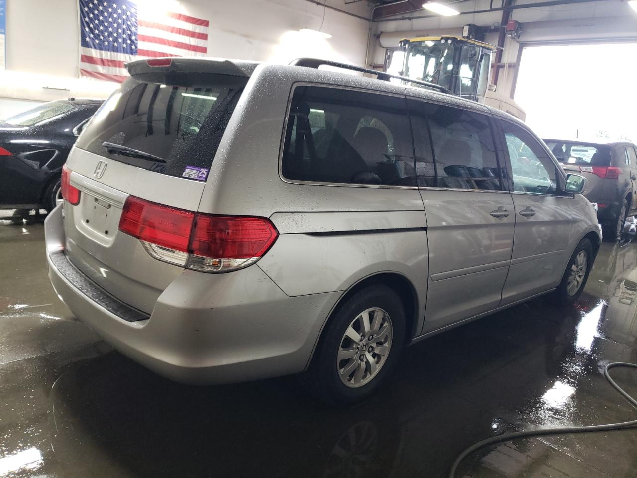2010 Honda Odyssey - Image 3