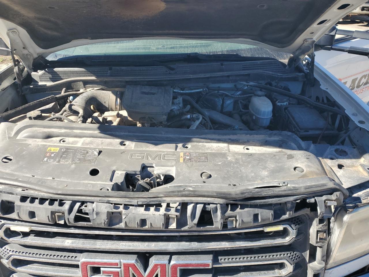 2015 GMC Sierra - Image 11