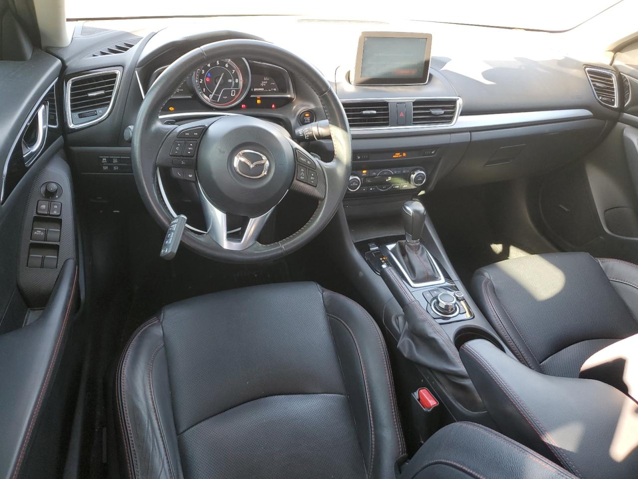 2015 Mazda 3 - Image 8