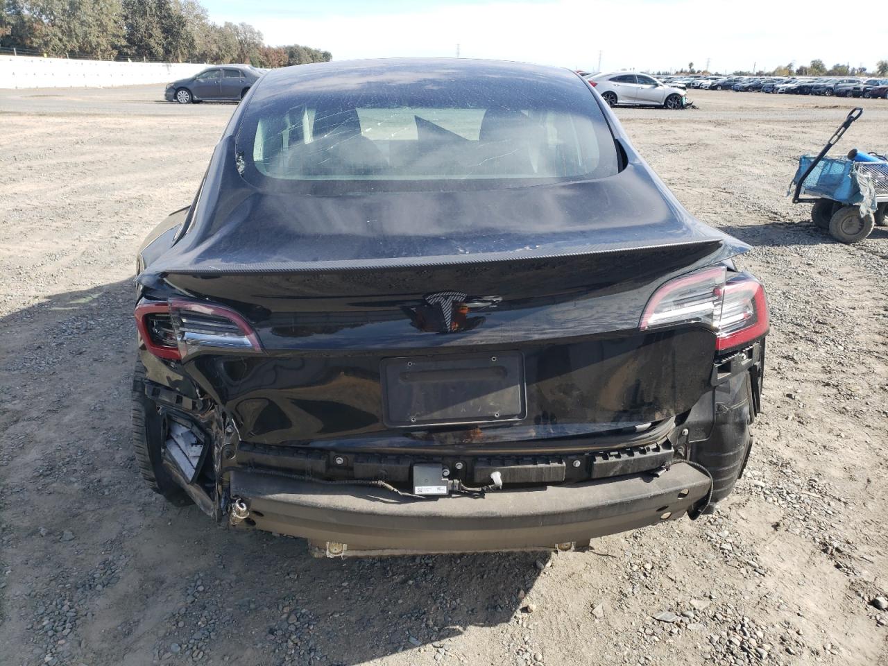 2018 Tesla Model 3 VIN: 5YJ3E1EA9JF172133 Lot: 78630764