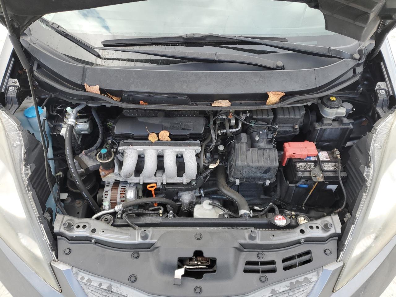 2011 Honda Fit - Image 11