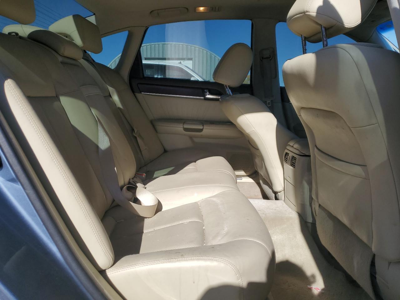 2008 Infiniti M - Image 10