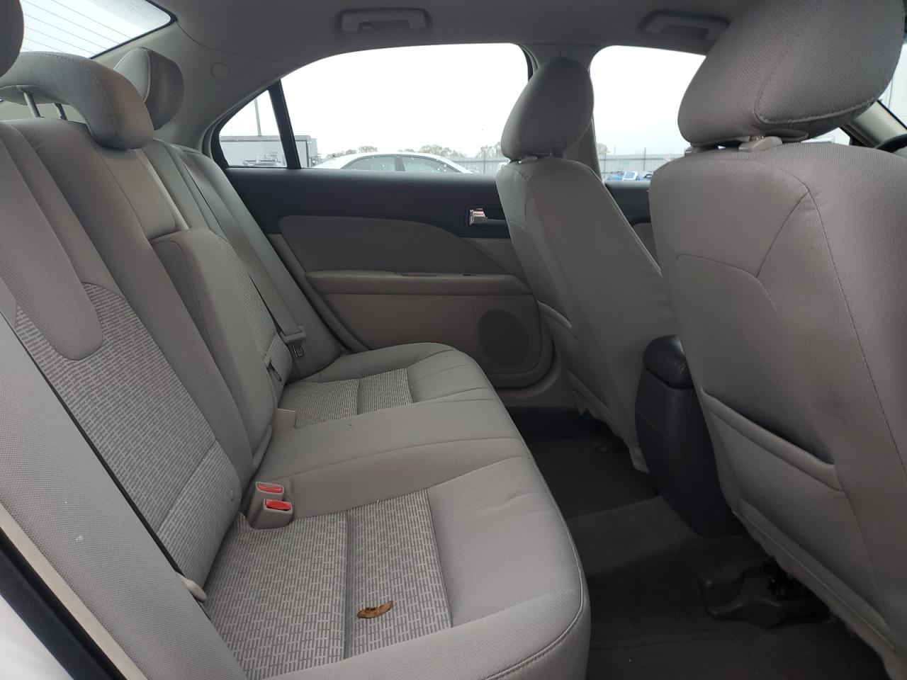 2012 Ford Fusion - Image 10