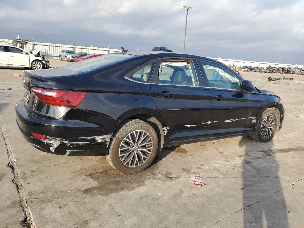 2020 Volkswagen Jetta - Image 3