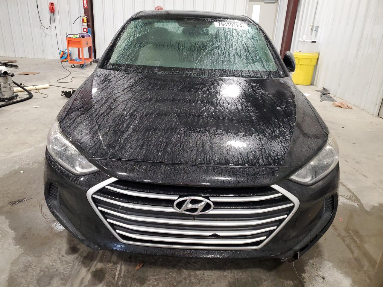 2018 Hyundai Elantra - Image 5