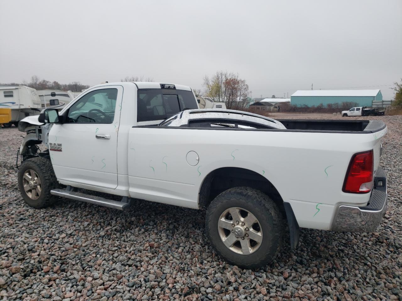 2014 RAM 3500 - Image 2
