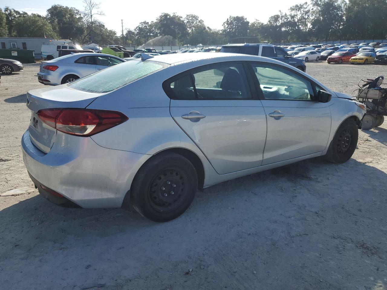 2018 Kia Forte - Image 3