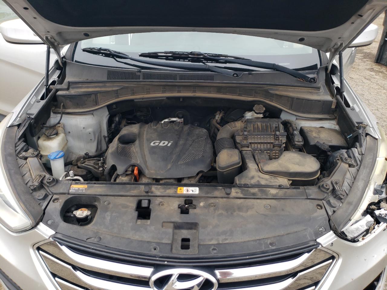 2013 Hyundai Santa Fe - Image 13