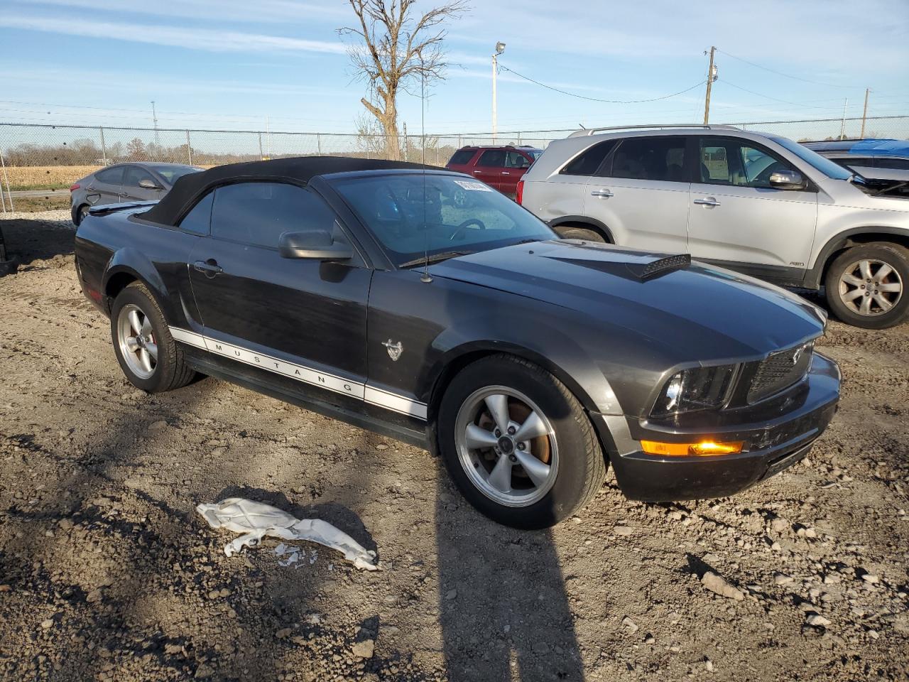 2009 Ford Mustang - Image 4