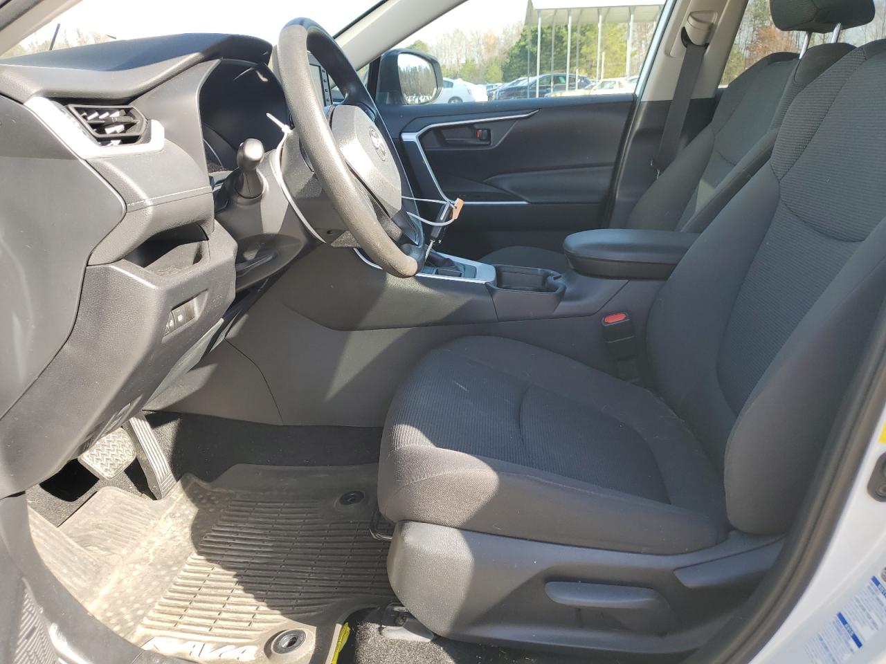 2021 Toyota RAV 4 - Image 7