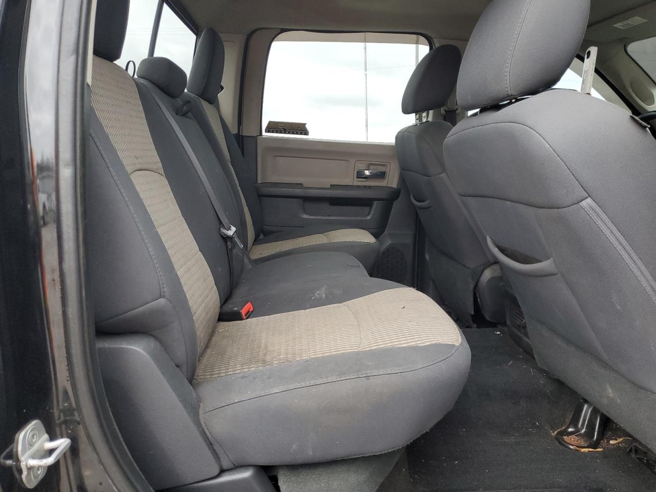 2012 Dodge RAM - Image 11