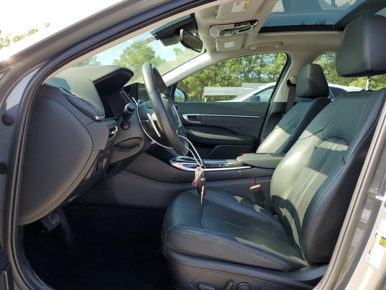 2022 Hyundai Sonata - Image 7
