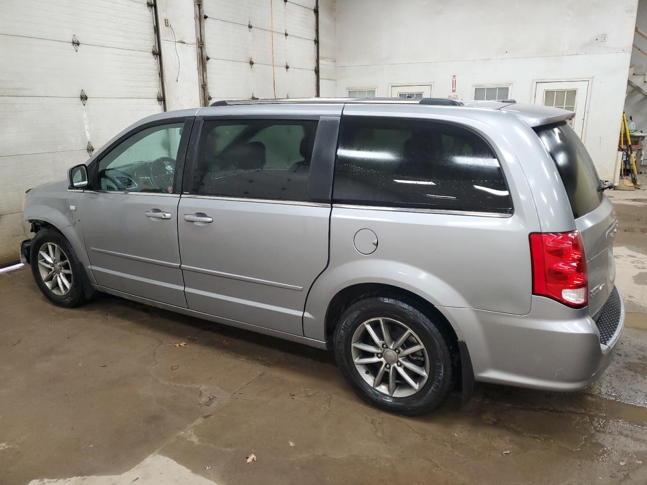 VIN 2C4RDGBG4ER226778 2014 DODGE CARAVAN no.2