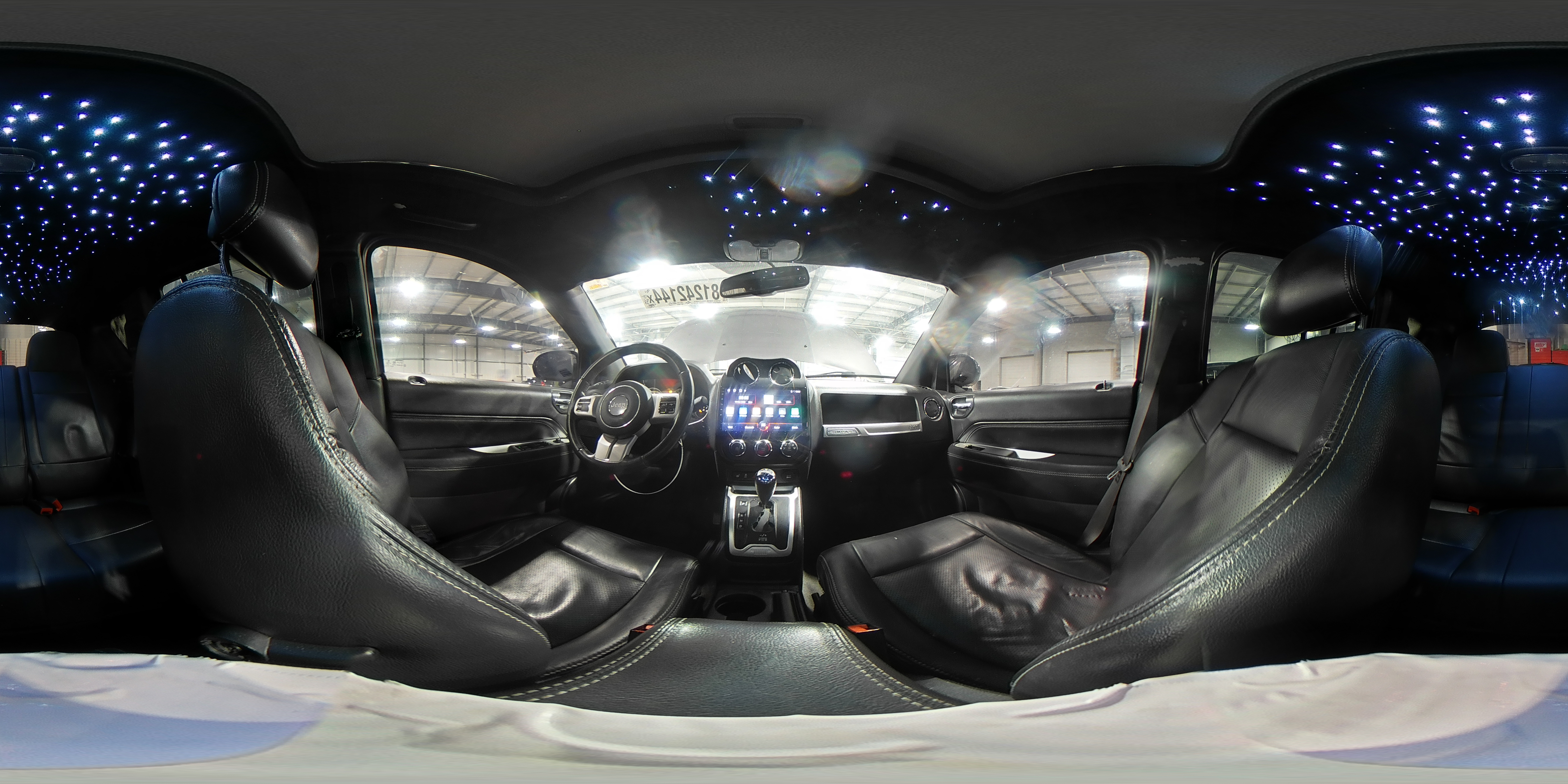 2015 Jeep Compass - Image 13