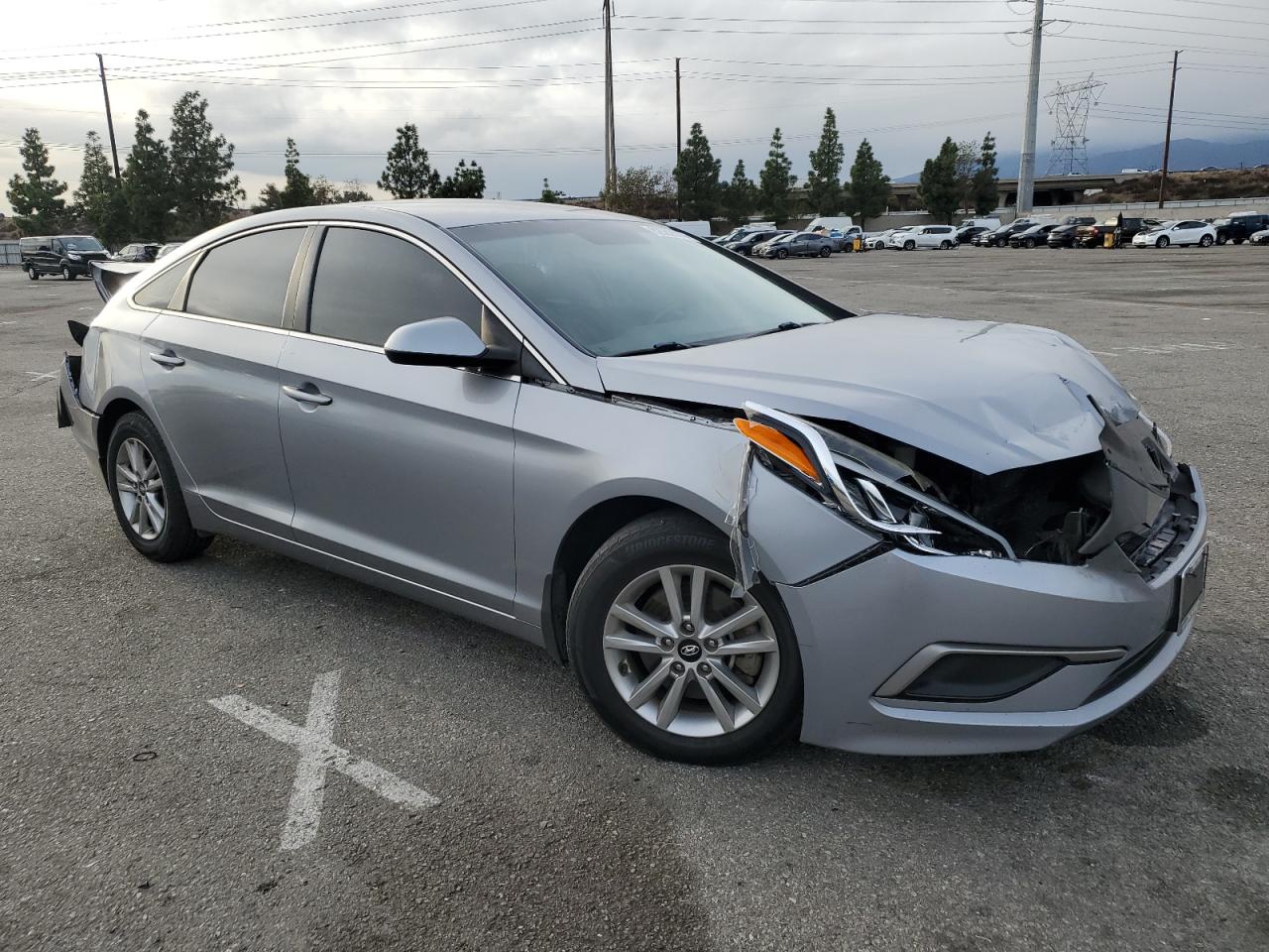 2017 Hyundai Sonata - Image 4