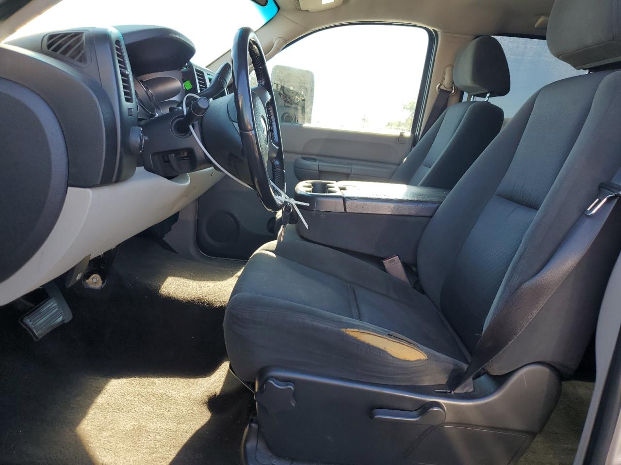 2009 Chevrolet Silverado - Image 7