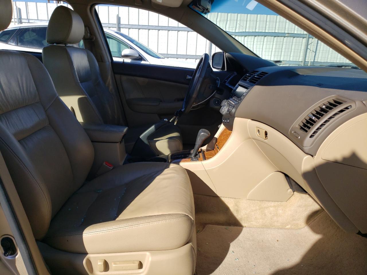 2004 Honda Accord - Image 7