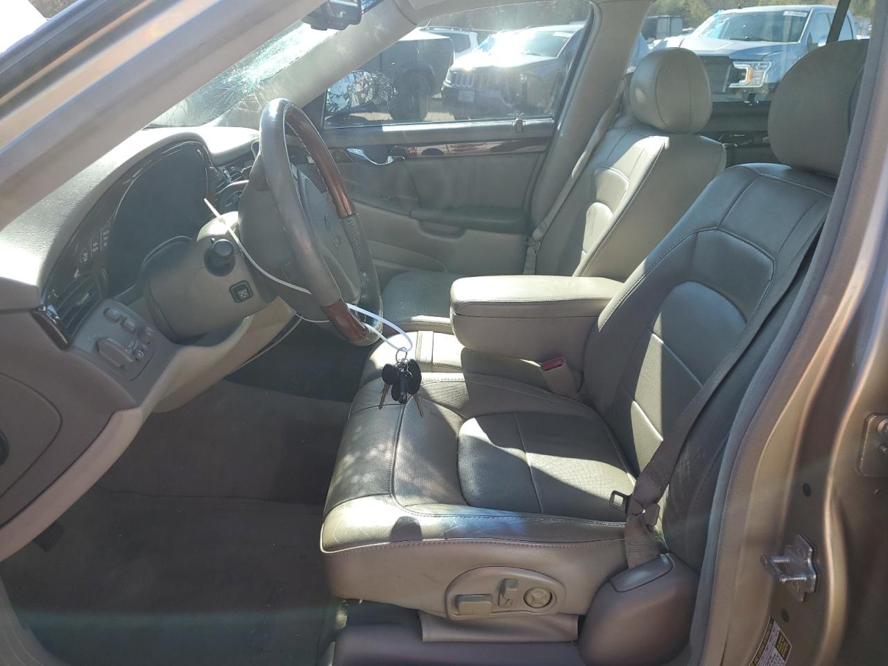 2005 Cadillac De Ville - Image 7