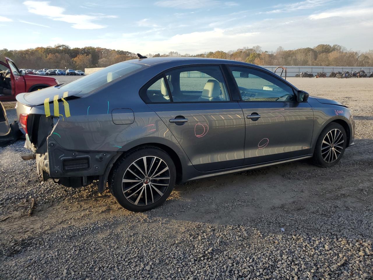2016 Volkswagen Jetta - Image 3