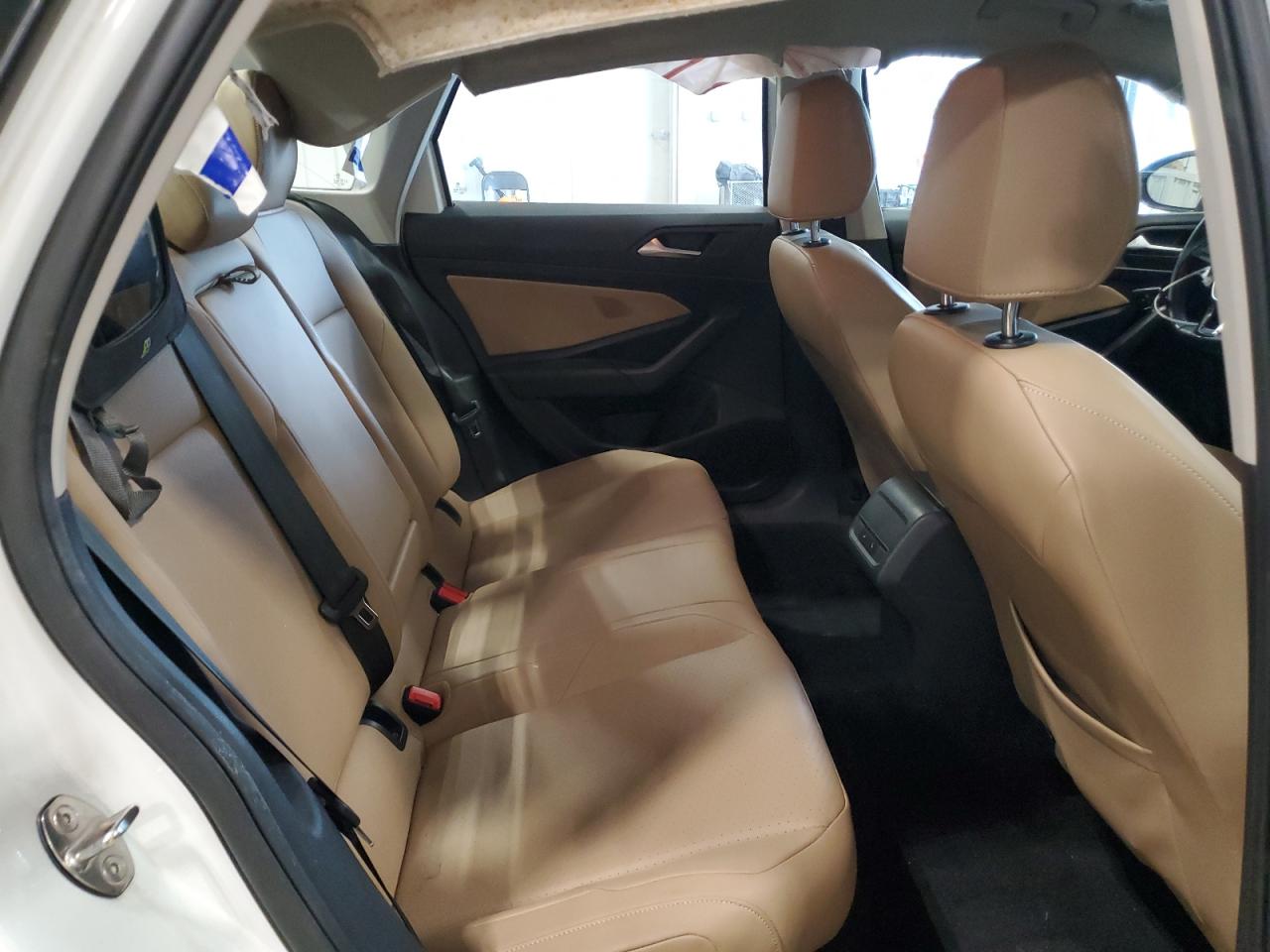 2019 Volkswagen Jetta - Image 10