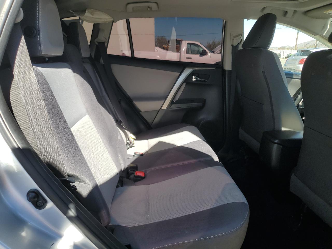 2014 Toyota RAV 4 - Image 11