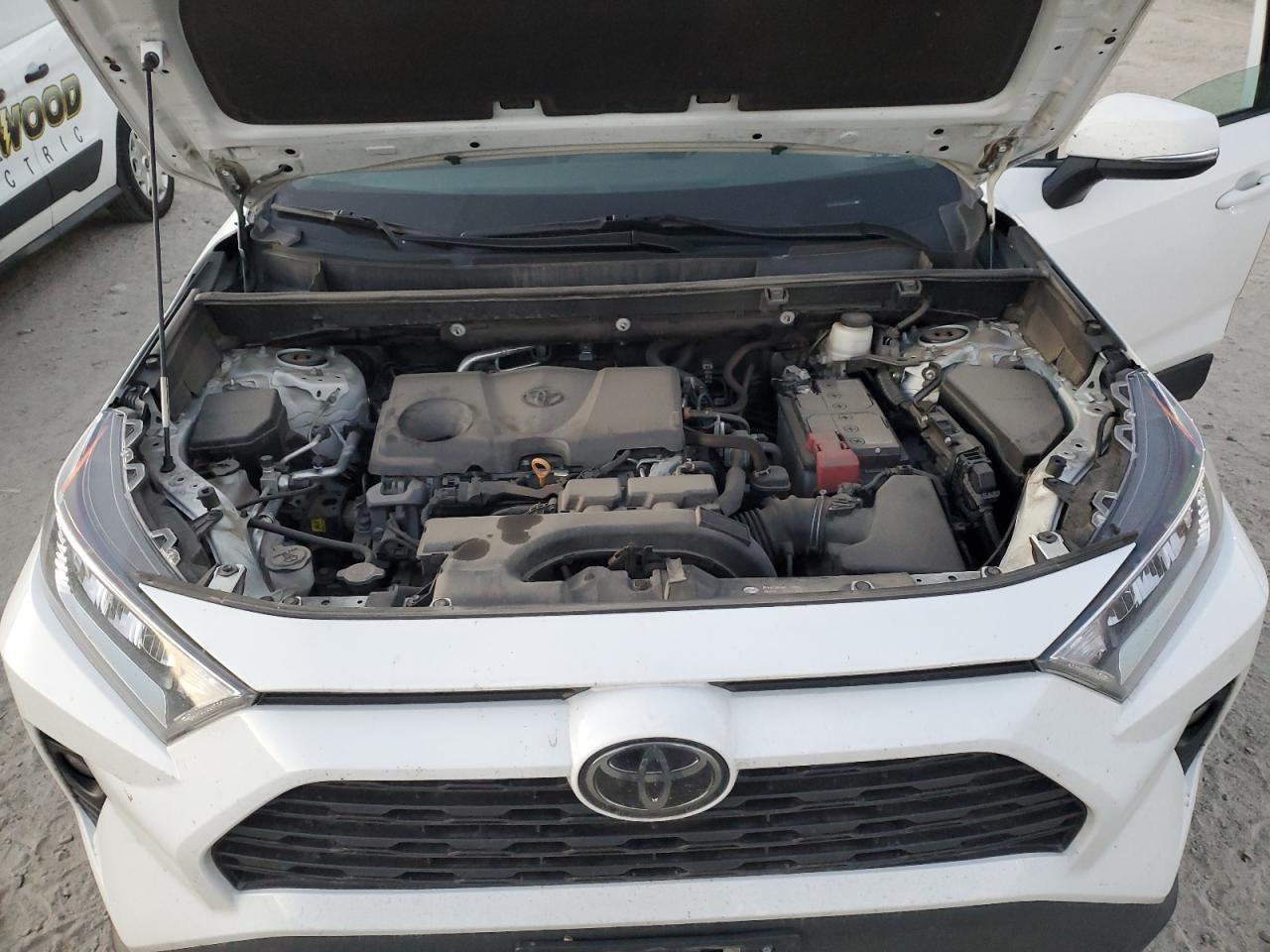 2021 Toyota RAV 4 - Image 12