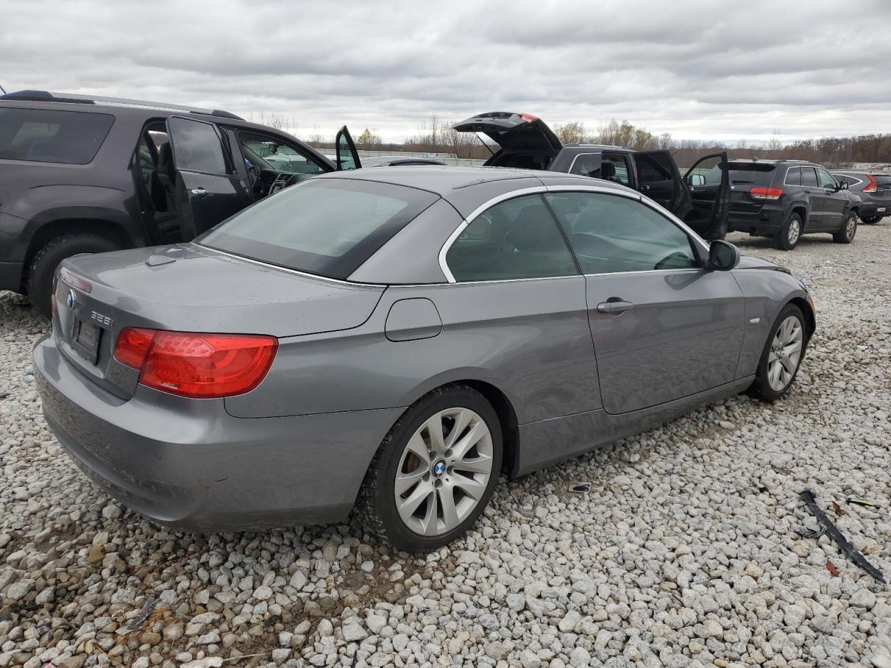 VIN WBADW7C51DE732160 2013 BMW 3 SERIES no.3