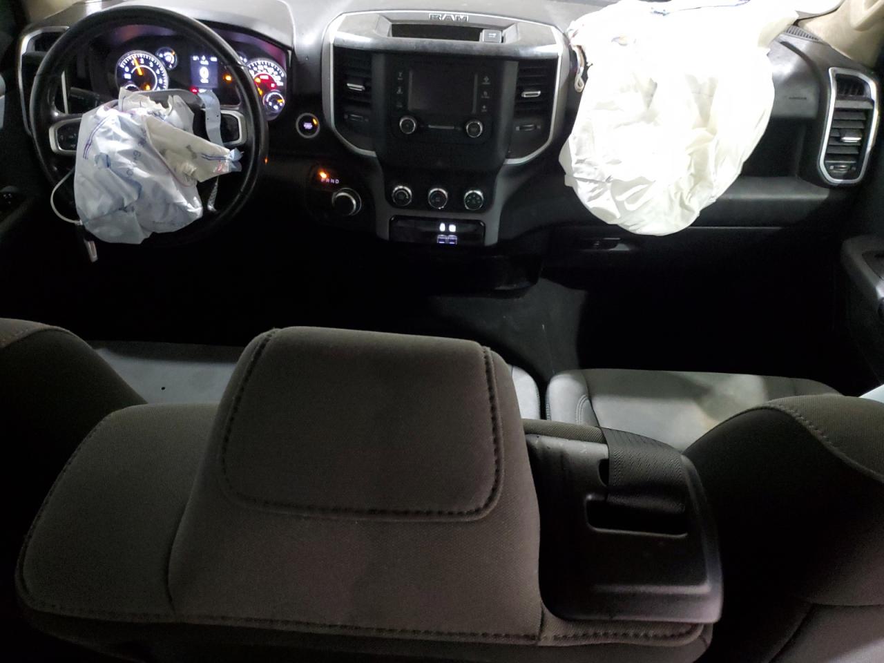 2019 RAM 1500 - Image 8