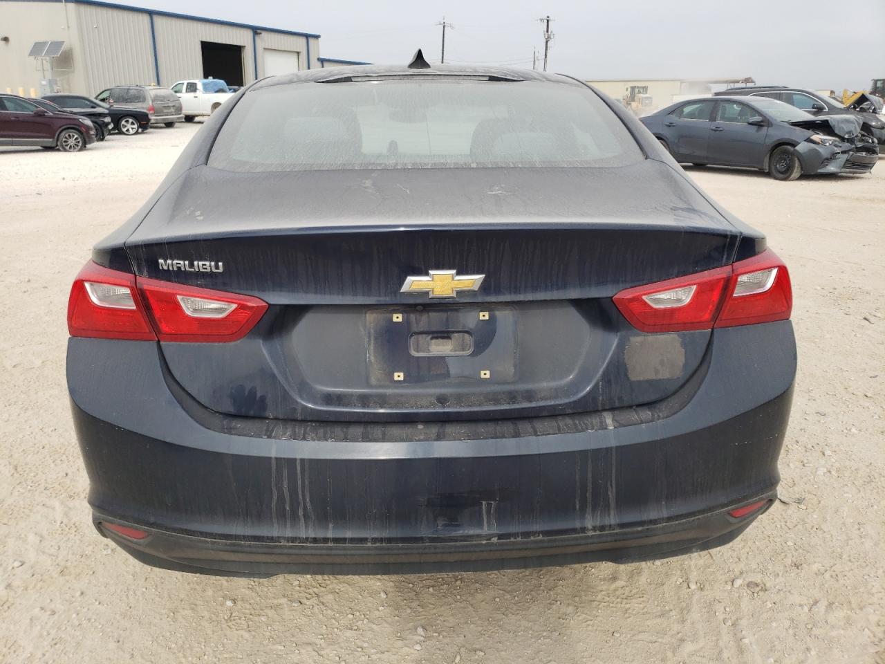 2017 Chevrolet Malibu - Image 6
