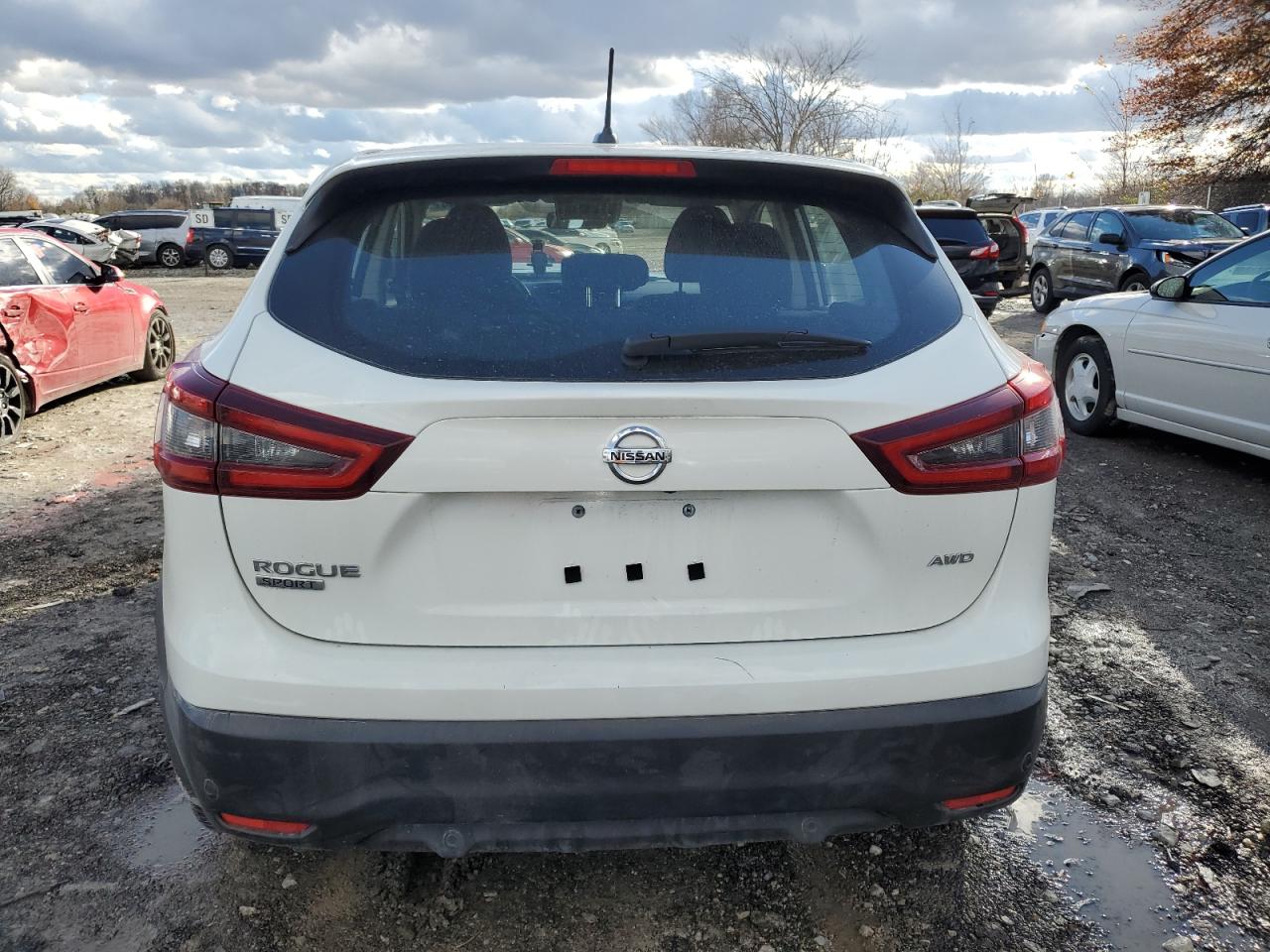 2021 Nissan Rogue Sport S VIN: JN1BJ1AW2MW448891 Lot: 81327144