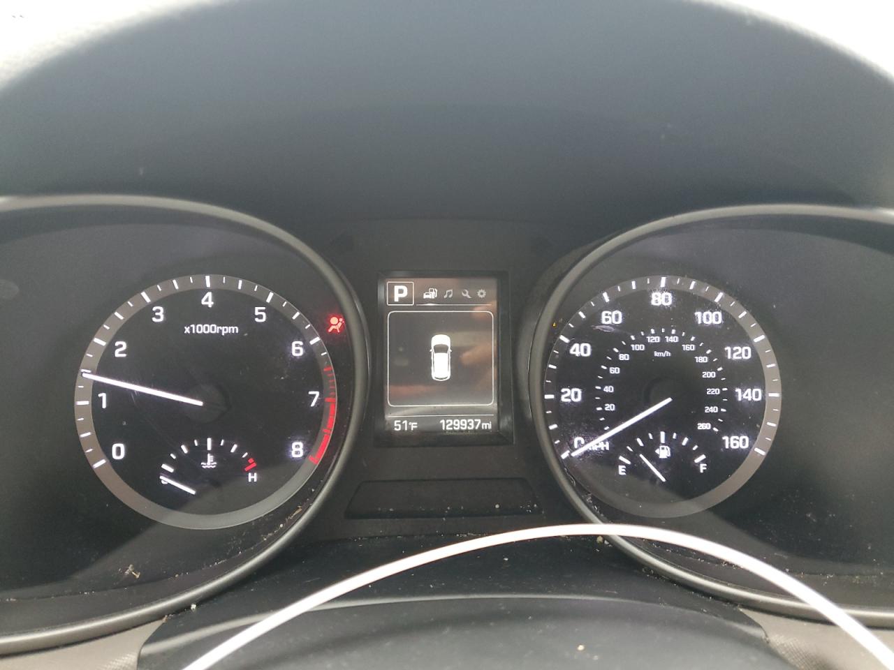 2017 Hyundai Santa Fe - Image 9