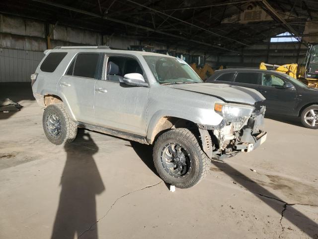  TOYOTA 4RUNNER 2016 Srebrny