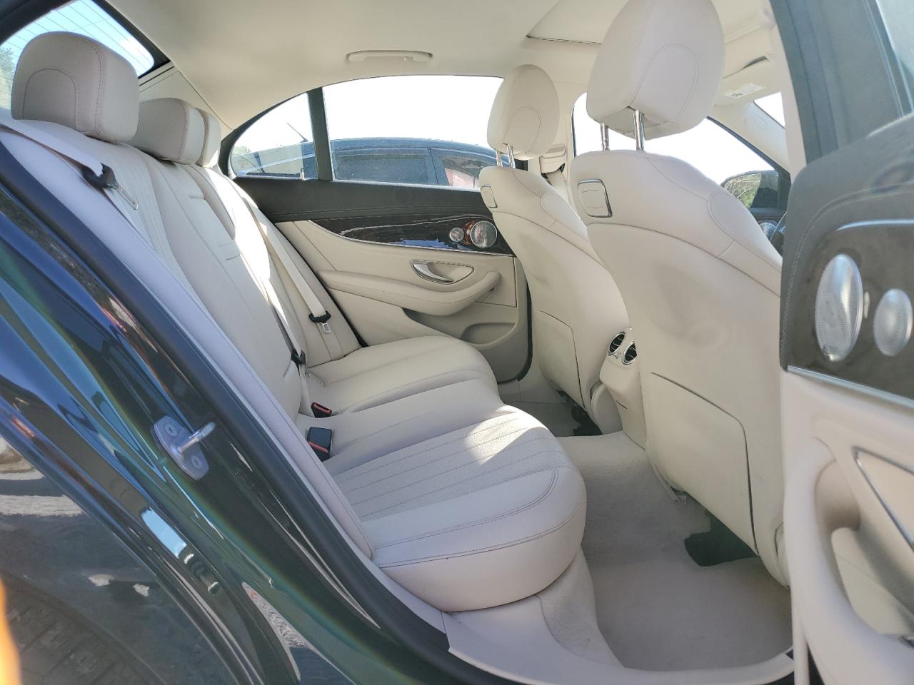 2018 Mercedes-Benz E-klasse - Image 10