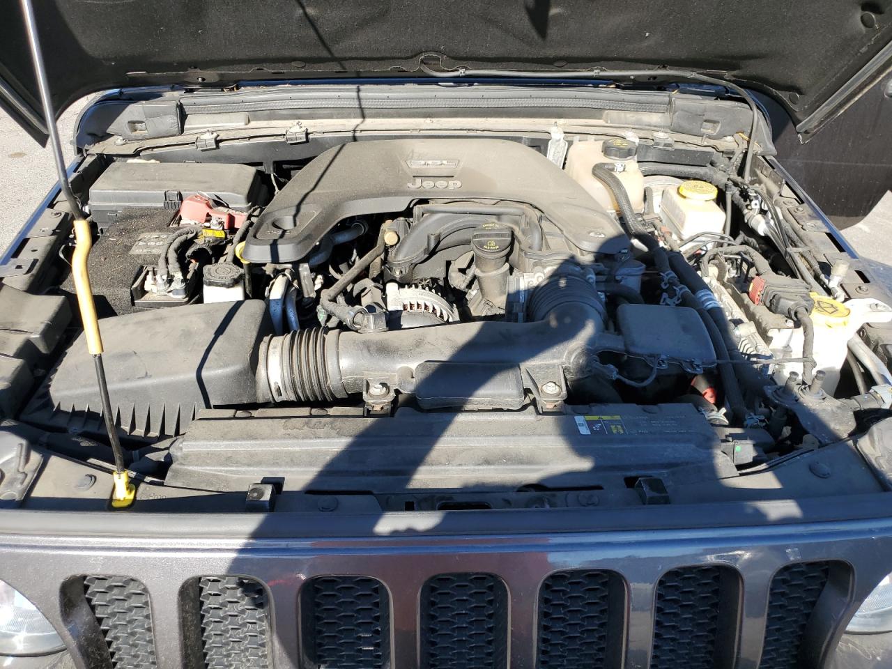 2020 Jeep Wrangler - Image 12