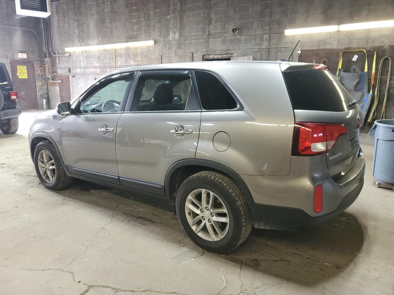 2014 Kia Sorento - Image 2