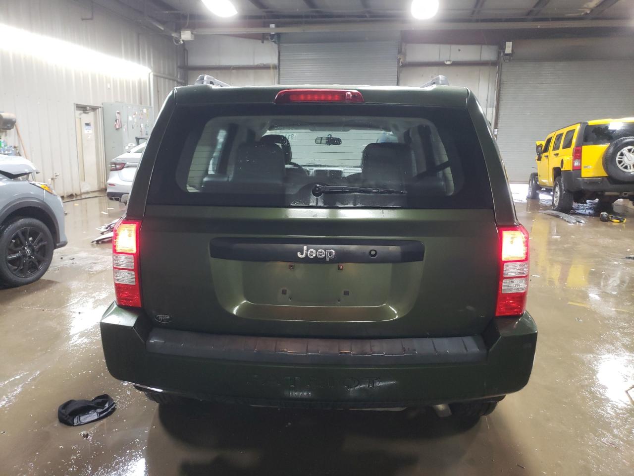 2008 Jeep Patriot Sport VIN: 1J8FT28058D706864 Lot: 81317894