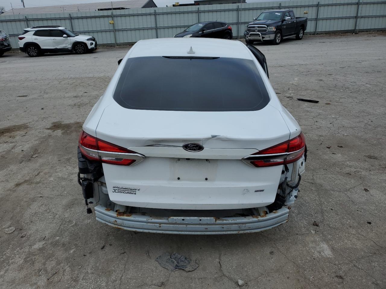 2019 Ford Fusion - Image 6