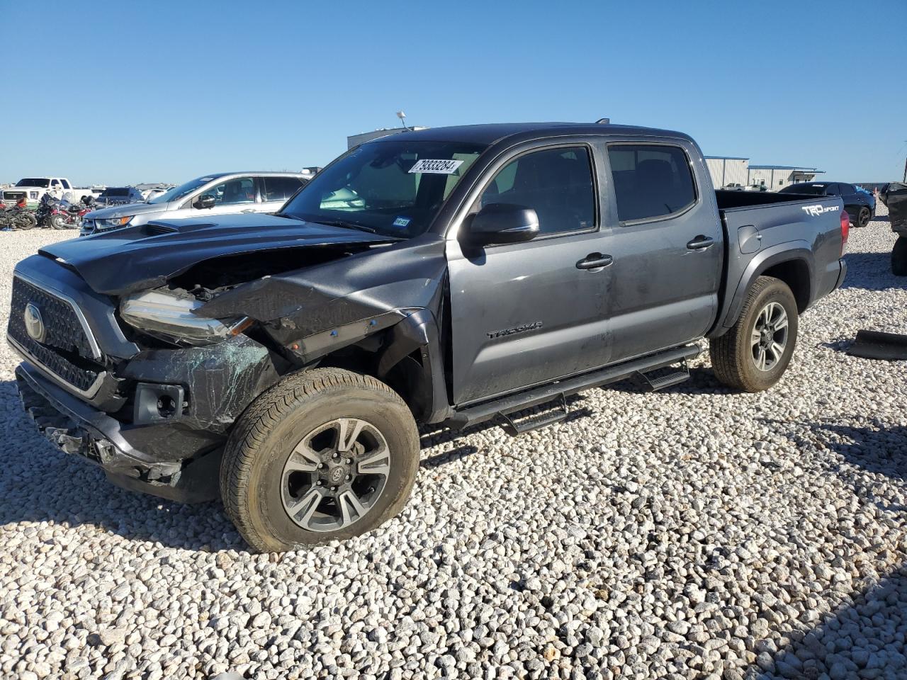 VIN 3TMAZ5CN5JM077766 2018 TOYOTA TACOMA no.1