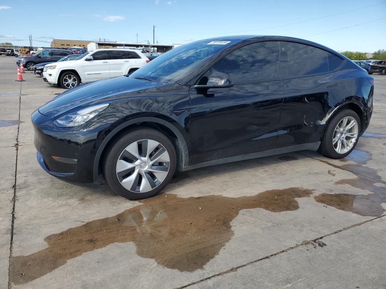 VIN 7SAYGDEE4PA065374 2023 TESLA MODEL Y no.1