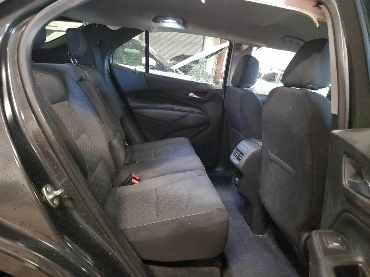 2018 Chevrolet Equinox - Image 11