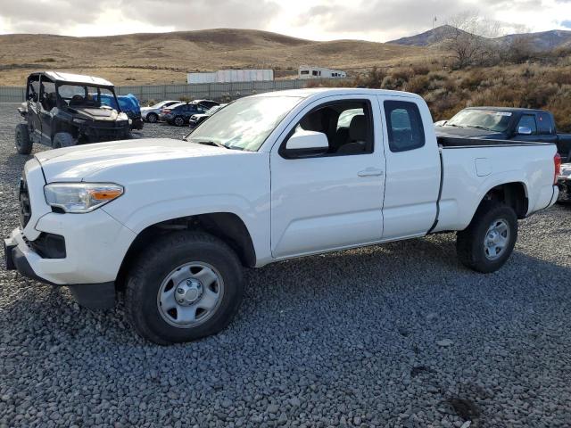 2017 Toyota Tacoma Access Cab продається в Reno, NV - Front End