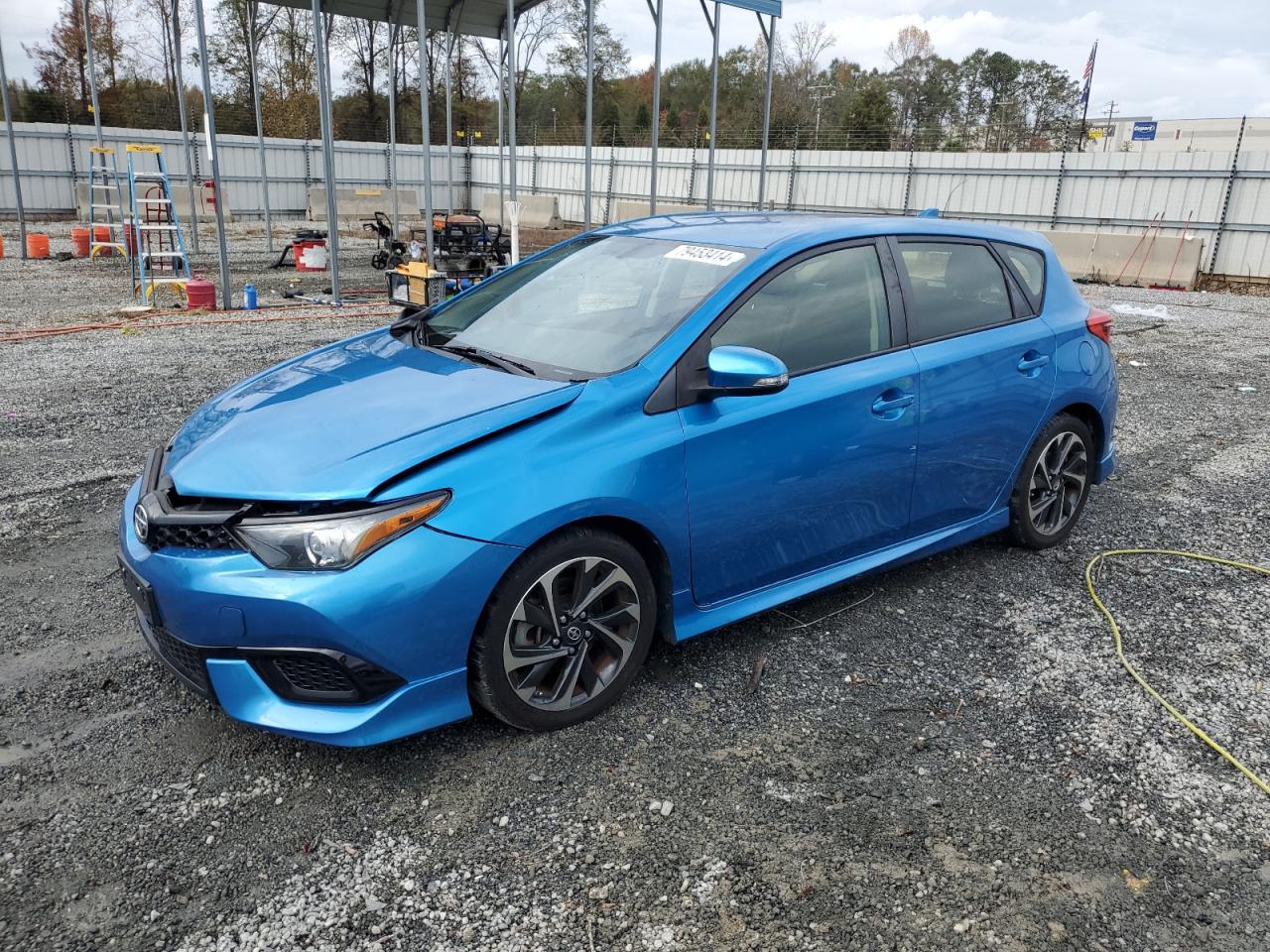 2016 Toyota iM - Image 1