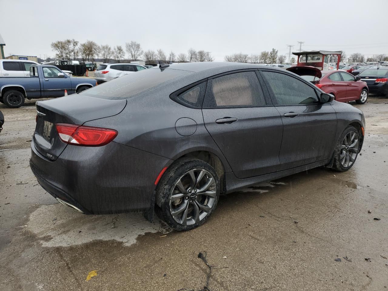 2015 Chrysler 200 - Image 3