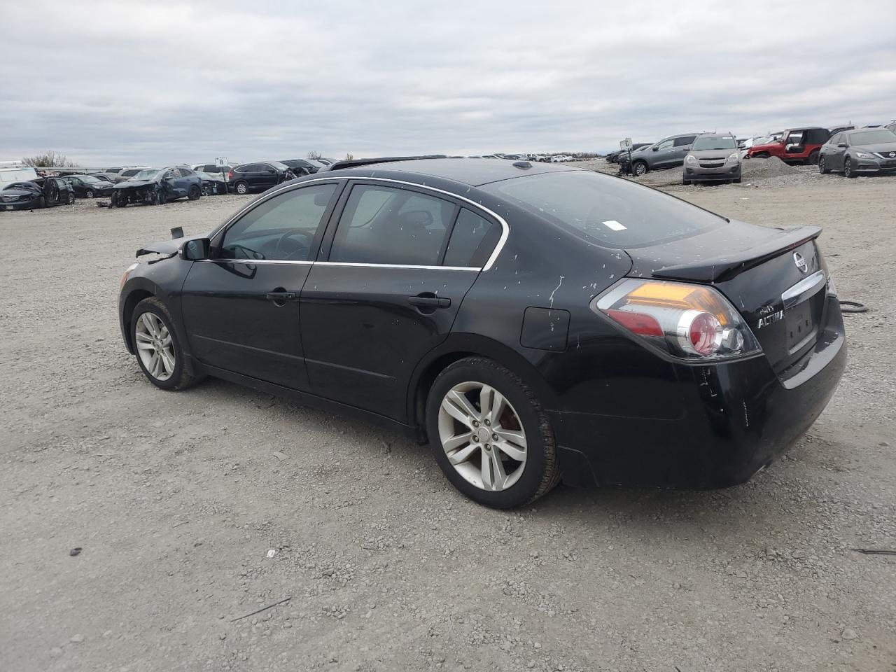 2012 Nissan Altima - Image 2