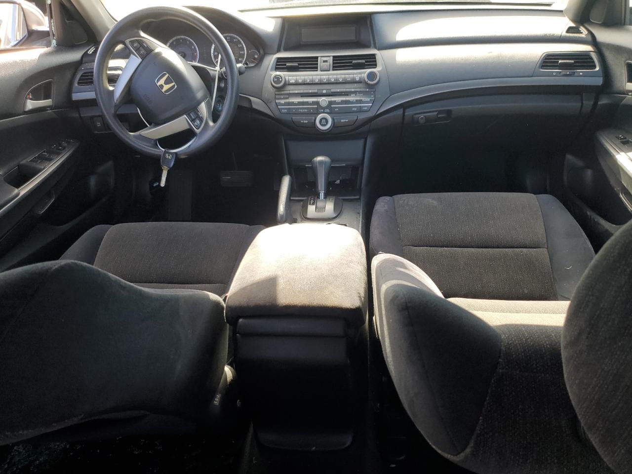 2009 Honda Accord - Image 8