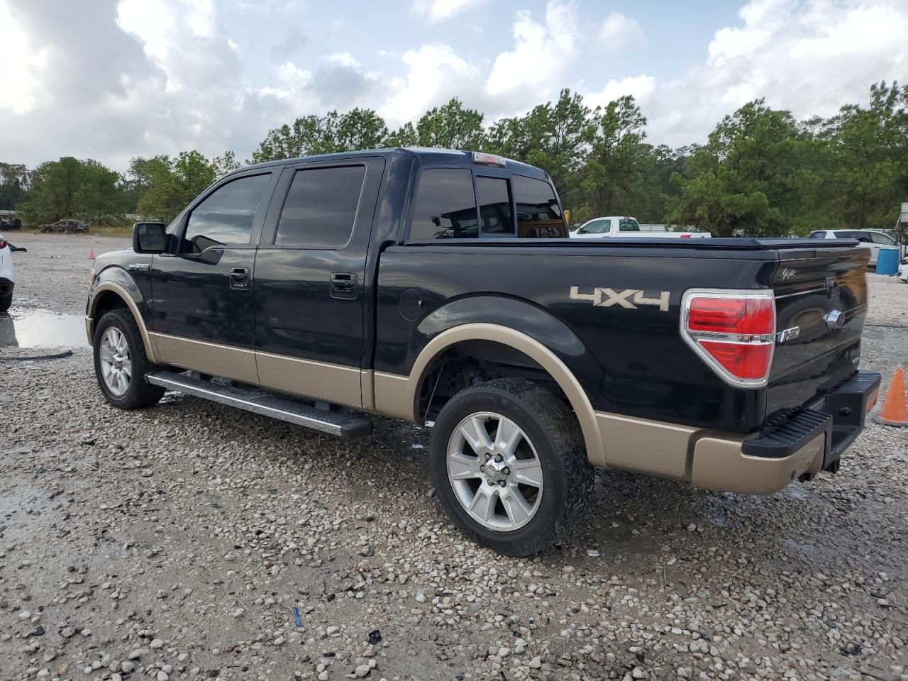 2011 Ford F-150 - Image 2