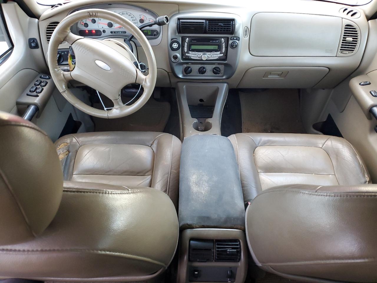 2005 Ford Explorer - Image 8