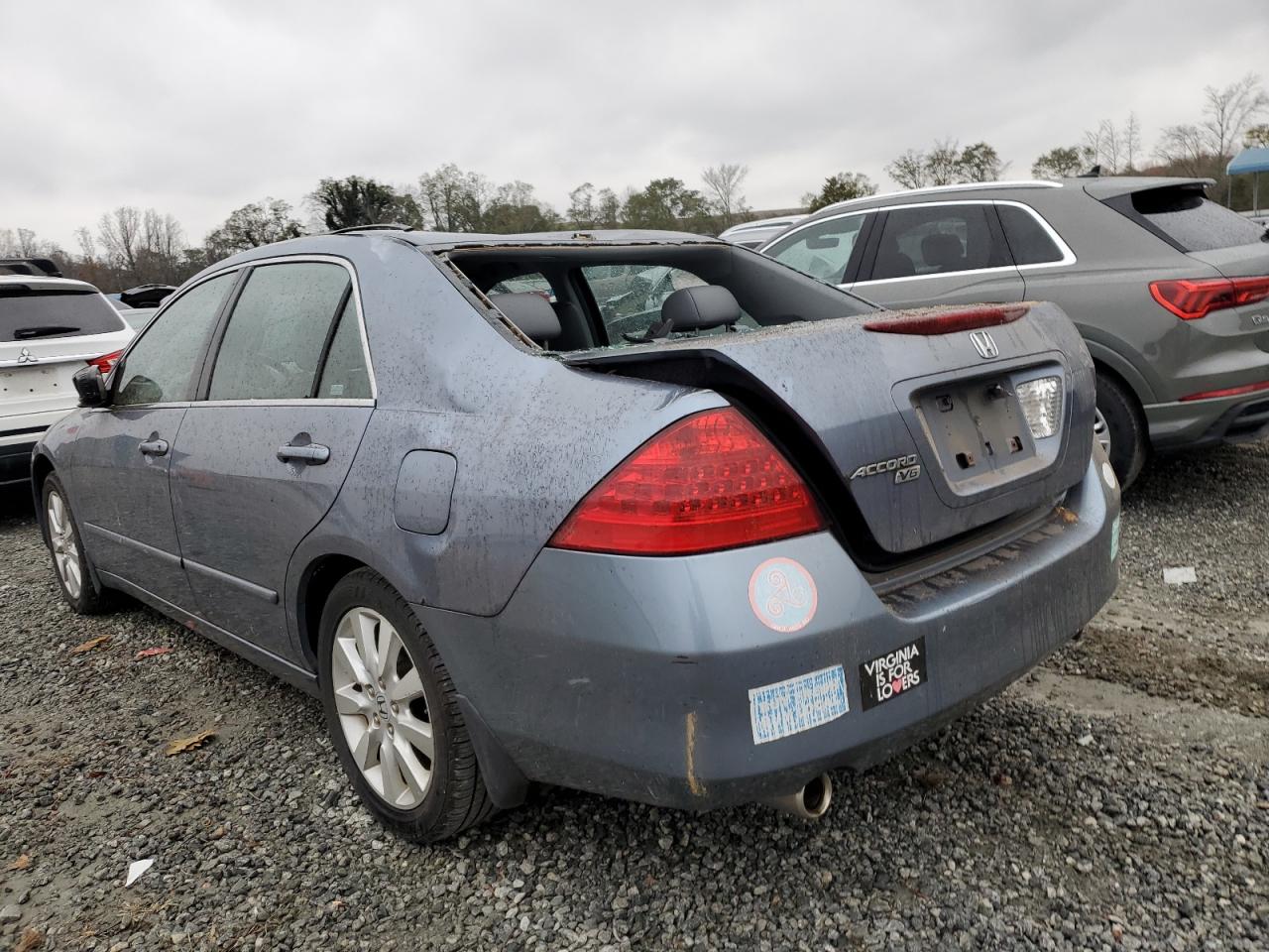 2007 Honda Accord - Image 2