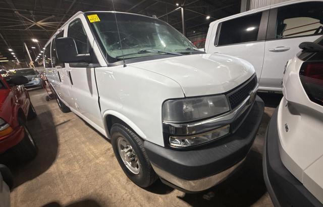 Minivans CHEVROLET EXPRESS 2017 White