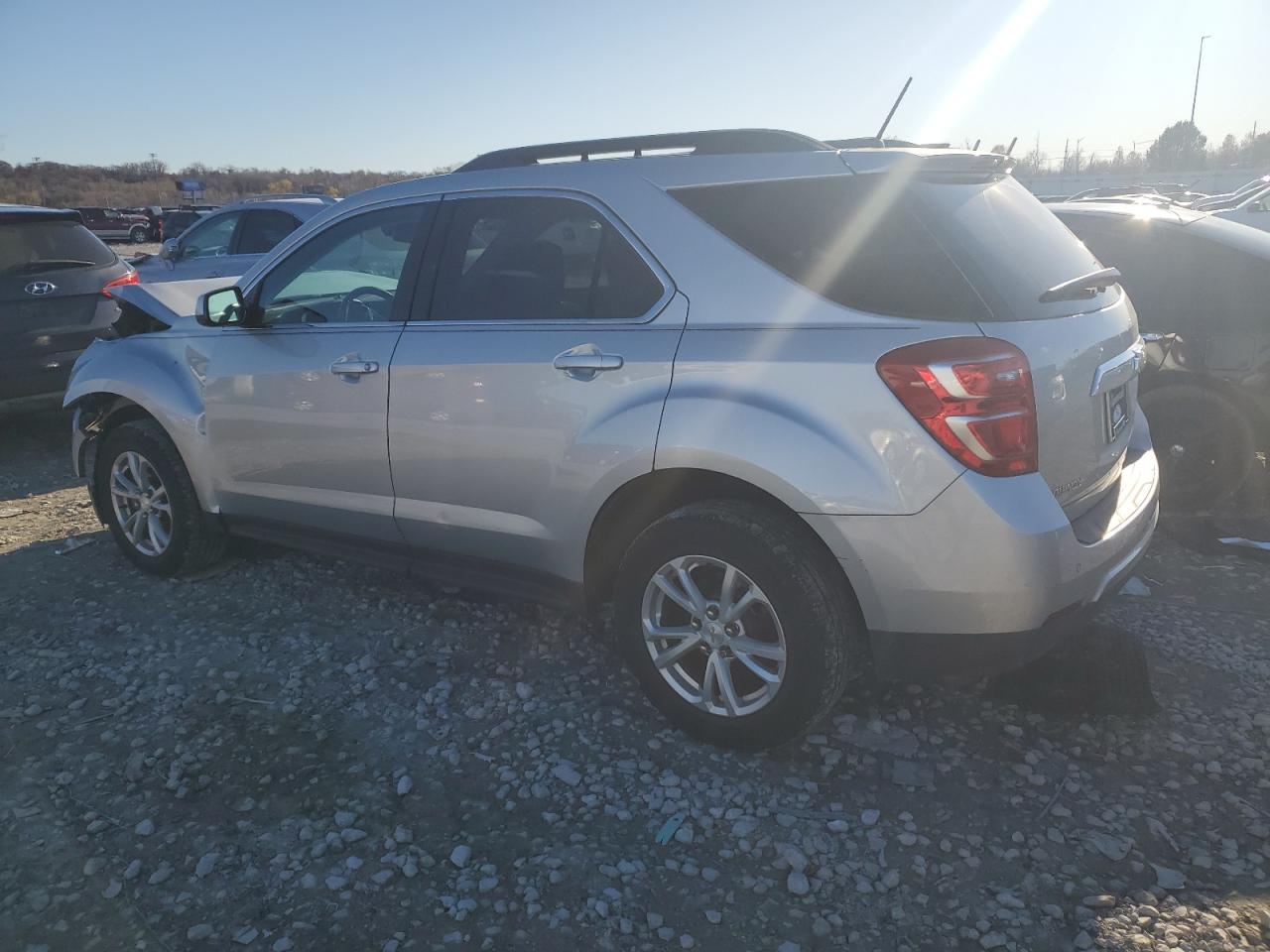 VIN 2GNALCEK0H1554573 2017 CHEVROLET EQUINOX no.2